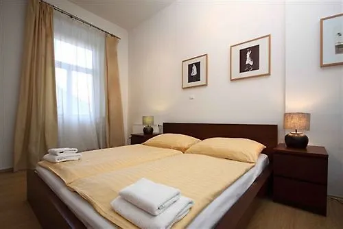 Daire Theatre Residence Prag