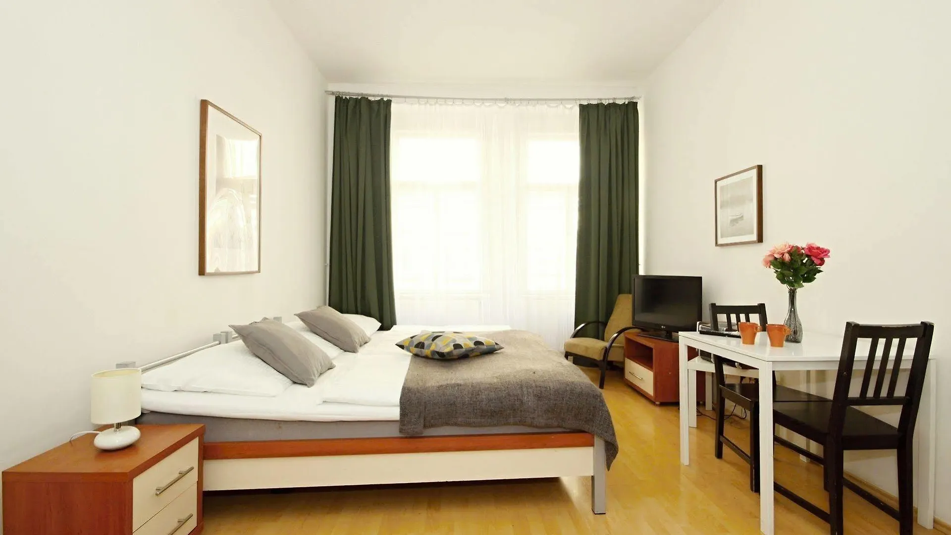Theatre Residence Prague Apartment